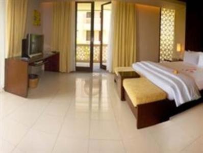 The Pade Hotel 3*