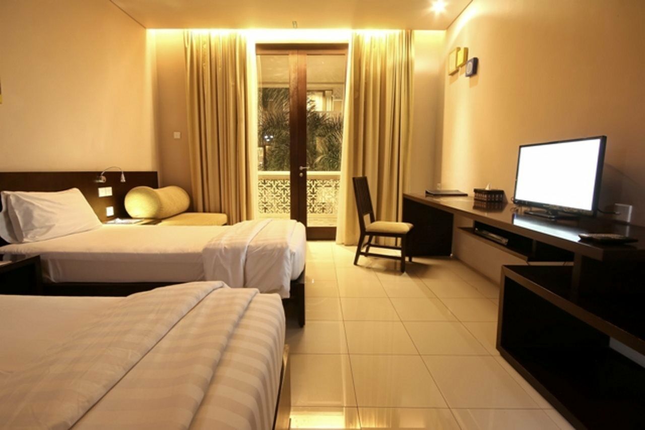 The Pade Hotel 3*