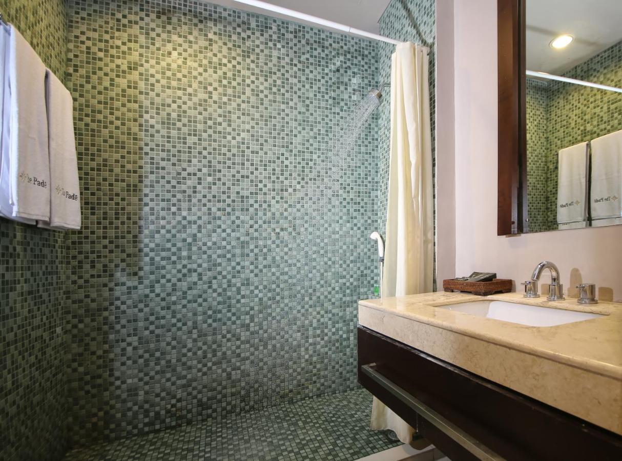 The Pade Hotel 3*